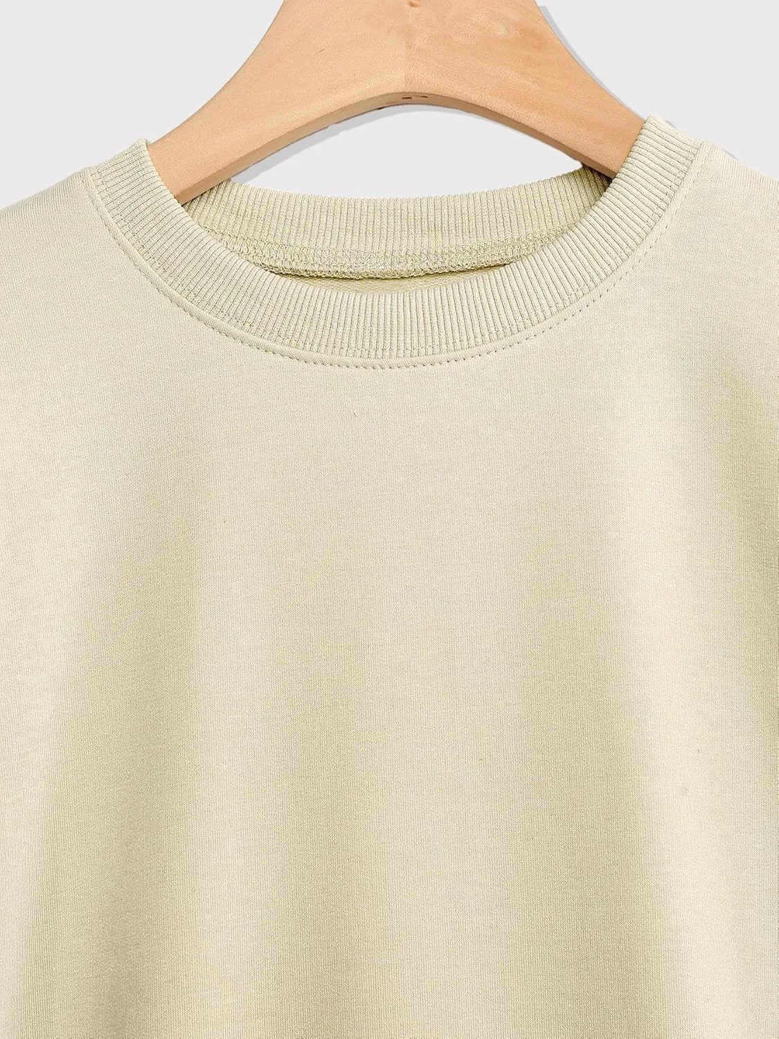 Crewneck Sweatshirt for Women Pullover, The Beach Is My Therapy Loose Fit Long Sleeve Shirts Graphics Tops