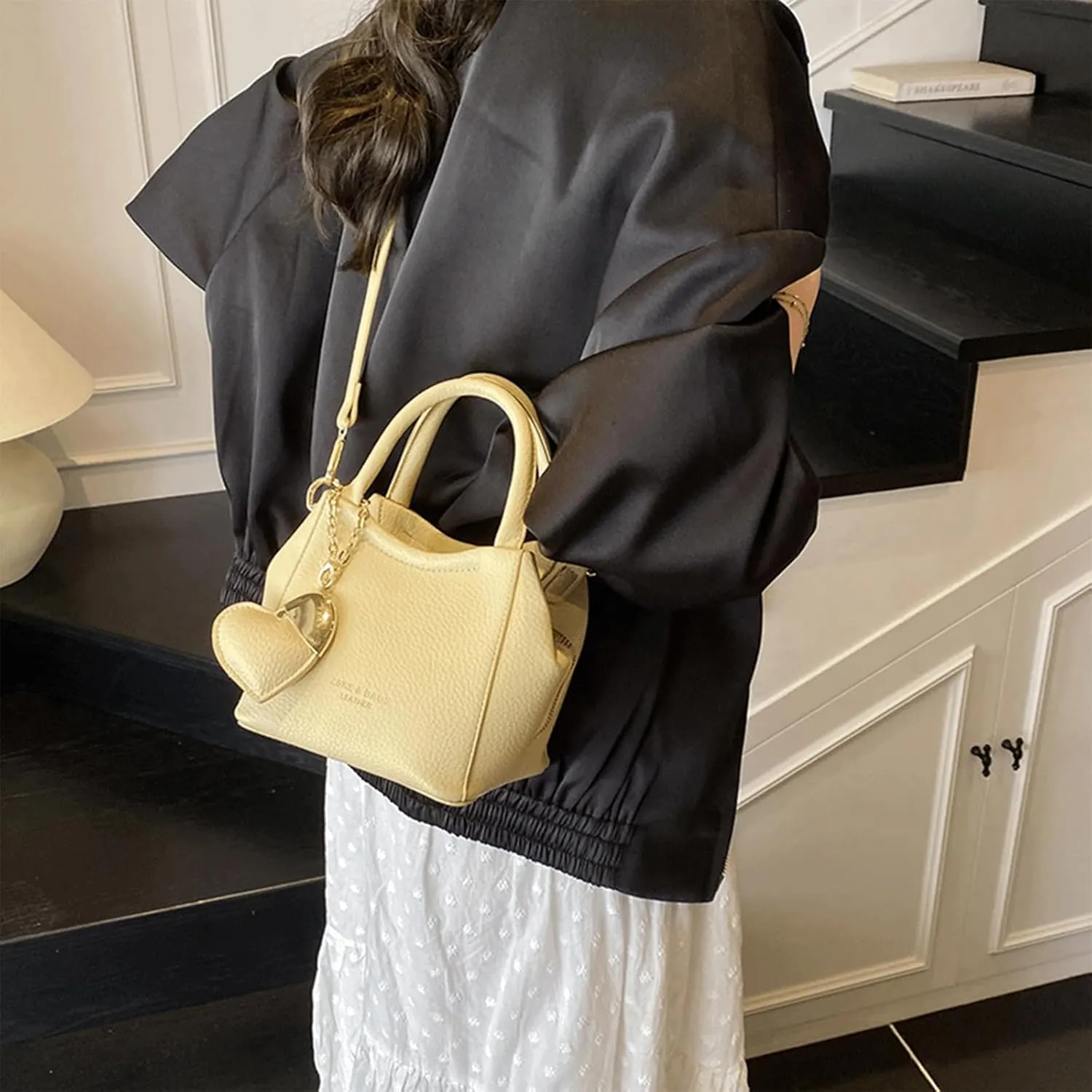 Mini Bucket Bag Vintage Peddled Leather Handbag with Heart Charm Small Bucket Bag Crossbody Purse