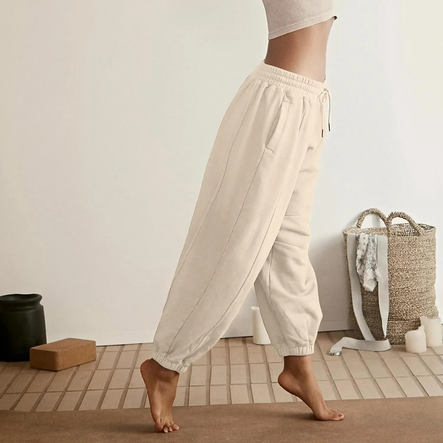 Womens Sweatpants Joggers Elastic High Waist Drawstring Lightweight Office Pants Slim Fit Trousers with Pocket 2024